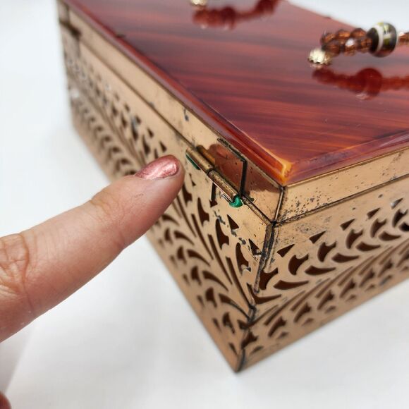 Vintage 1950's Tortoiseshell Amber Color Lucite Brass Filigree Box Purse Beaded - Picture 9 of 13